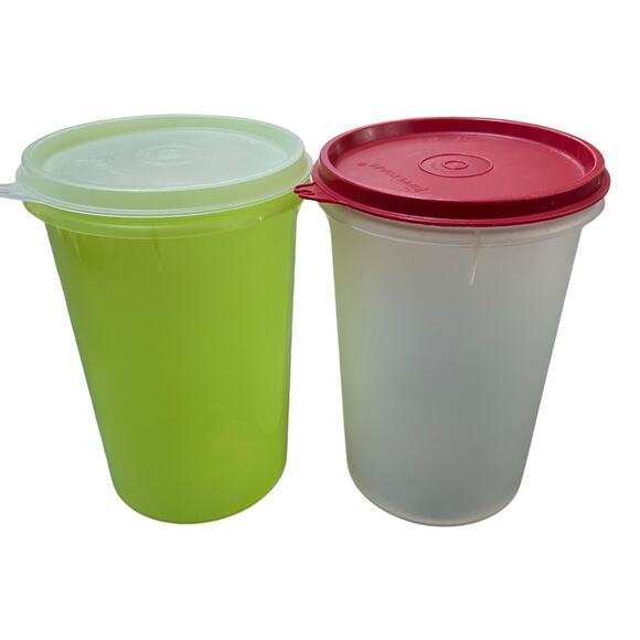 Lot of 2 Tupperware Handolier 1 Qt Drink Pitcher 321 215 Lids Seals Vintage - Picture 10 of 11